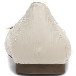 Vionic Amorie Flat (Wide) Clearance